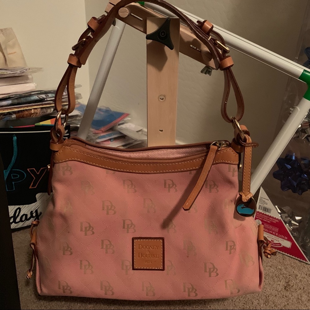 Beautiful Pink Dooney & Bourke purse